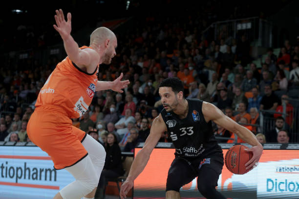 次运动赛事 次运动赛事